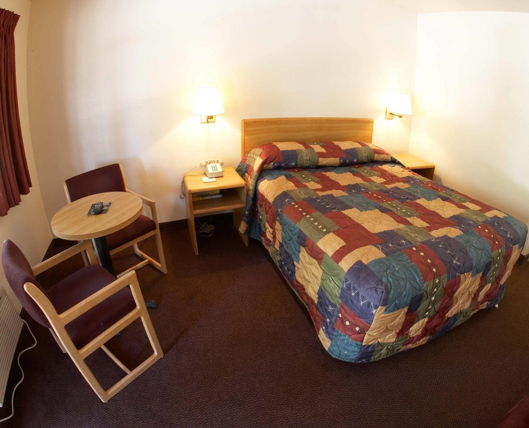 فينيكس Ez 8 Motel Airporter المظهر الخارجي الصورة